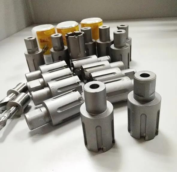 露脸丨91丨九色蝌蚪 凿孔操作程序及卸杆方法,钻杆内部清洁需要注意什么?